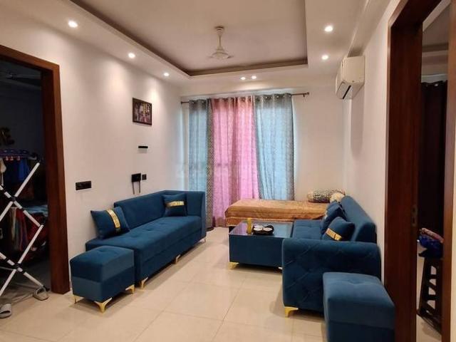 2 BHK Independent Builder Floor in Freedom Fighters Enclave for rent New Delhi. The reference number is 17282338
