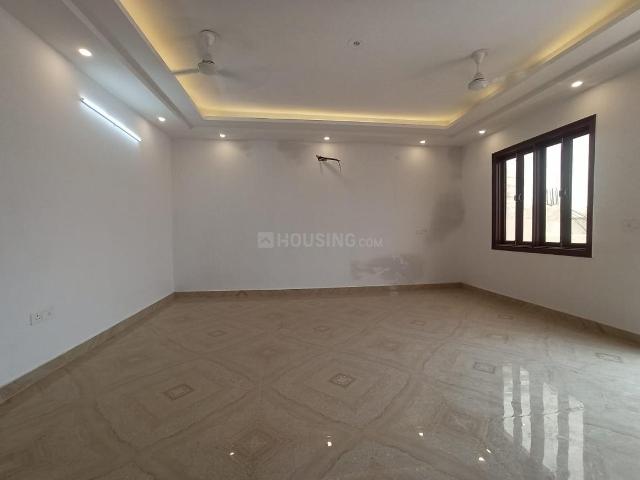 2 BHK Independent Builder Floor in Freedom Fighters Enclave for rent New Delhi. The reference number is 20599966