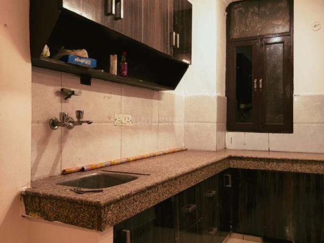 2 BHK Independent Builder Floor in Freedom Fighters Enclave for rent New Delhi. The reference number is 20053051
