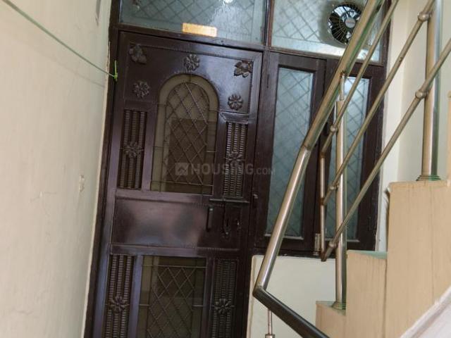 2 BHK Independent Builder Floor in Ganesh Nagar for resale New Delhi. The reference number is 20998173