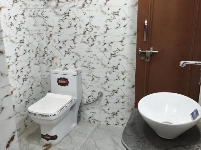 2 BHK Independent Builder Floor in Gautam Nagar for rent New Delhi. The reference number is 17109727