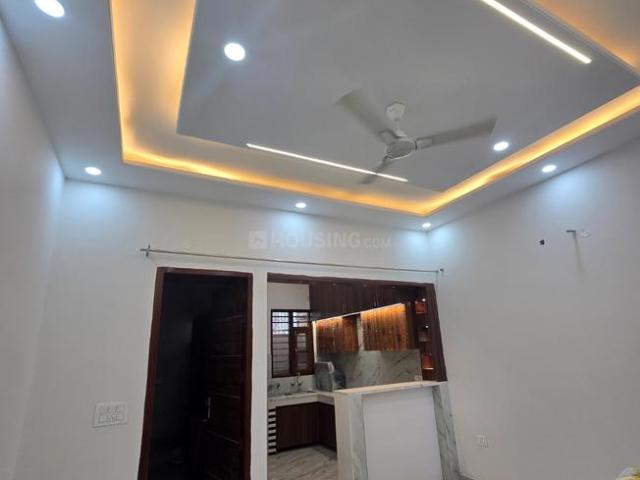 2 BHK Independent Builder Floor in Gazipur for rent Zirakpur. The reference number is 20721675