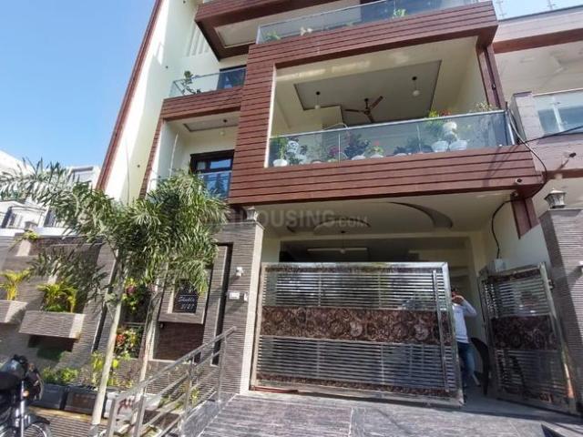 2 BHK Independent Builder Floor in Gomti Nagar for rent Lucknow. The reference number is 13853920