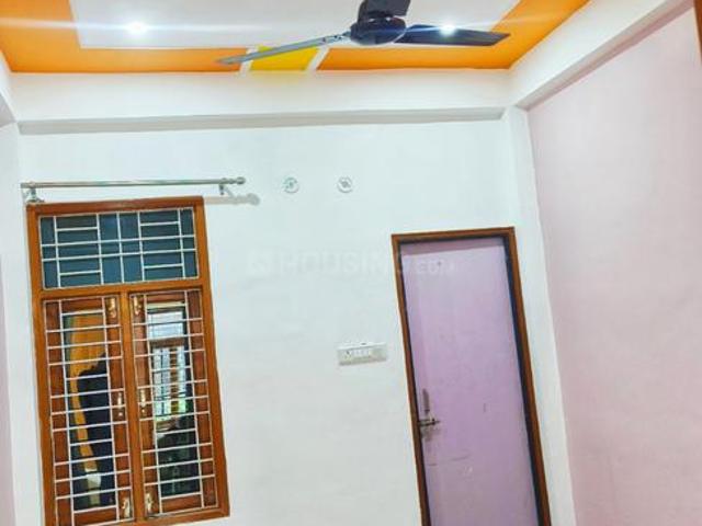 2 BHK Independent Builder Floor in Gomti Nagar for rent Lucknow. The reference number is 18076248