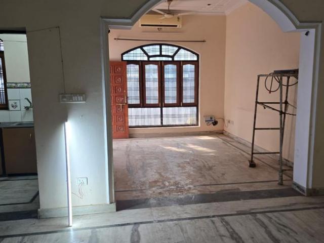 2 BHK Independent Builder Floor in Gomti Nagar for rent Lucknow. The reference number is 19420315