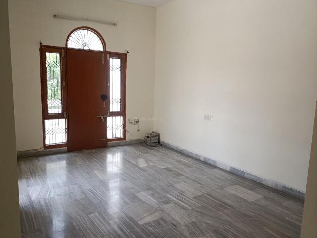 2 BHK Independent Builder Floor in Gomti Nagar for rent Lucknow. The reference number is 20301110