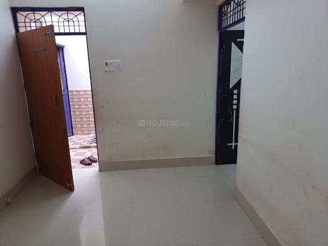 2 BHK Independent Builder Floor in Gosain Tola for rent Mirzapur. The reference number is 12467415