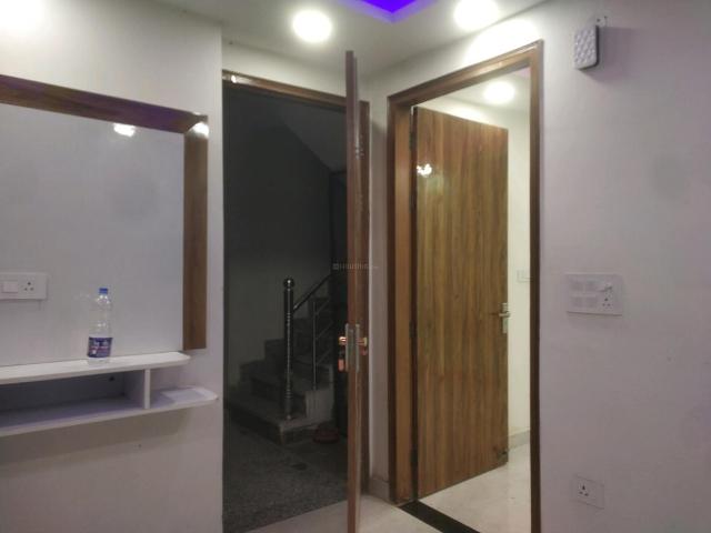 2 BHK Independent Builder Floor in Govindpuri for resale New Delhi. The reference number is 19698422