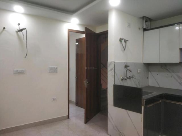 2 BHK Independent Builder Floor in Govindpuri for resale New Delhi. The reference number is 19900007