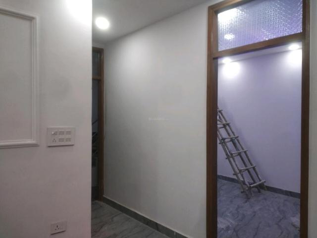 2 BHK Independent Builder Floor in Govindpuri for resale New Delhi. The reference number is 19900162