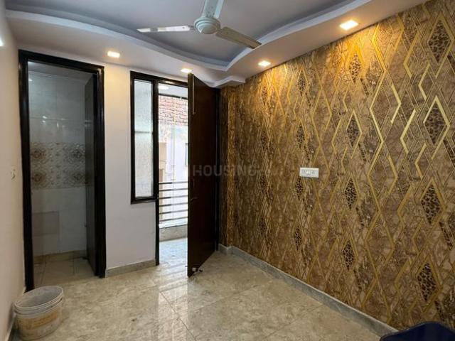 2 BHK Independent Builder Floor in Govindpuri for resale New Delhi. The reference number is 19357801