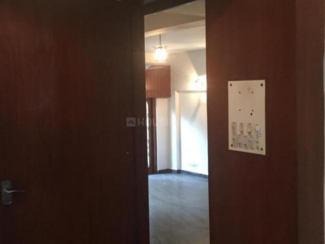 2 BHK Independent Builder Floor in Greater Kailash for rent New Delhi. The reference number is 19739562
