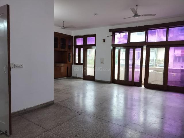 2 BHK Independent Builder Floor in Greater Kailash I for rent New Delhi. The reference number is 18064359