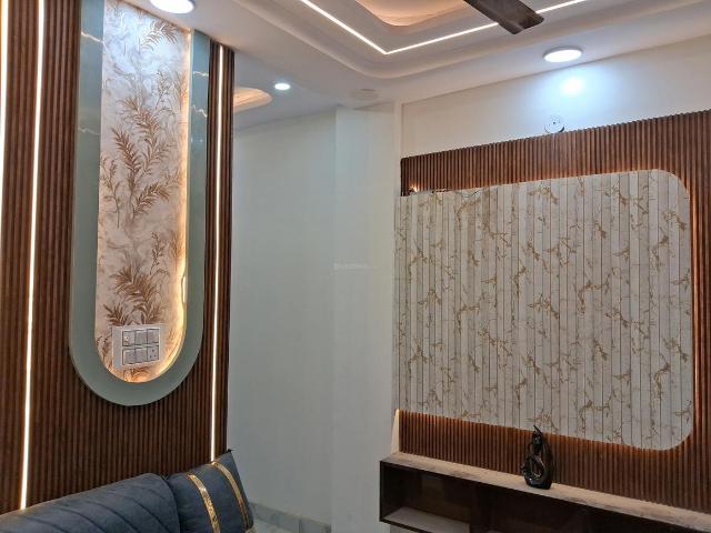 2 BHK Independent Builder Floor in Hastsal for resale New Delhi. The reference number is 20411740