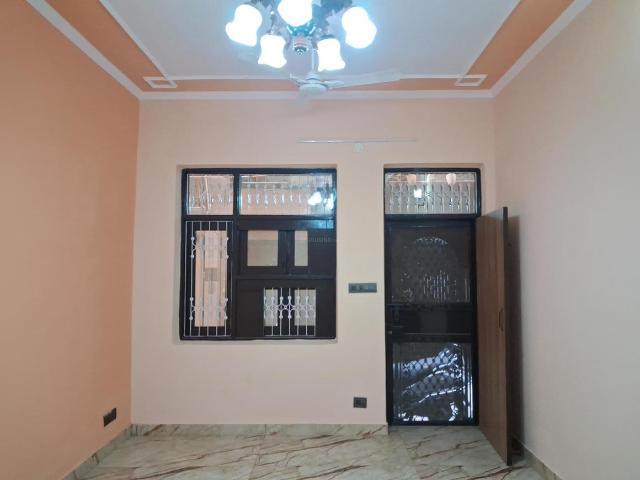2 BHK Independent Builder Floor in Hari Nagar for resale New Delhi. The reference number is 20463448