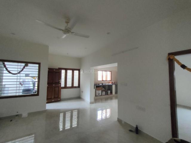 2 BHK Independent Builder Floor in Indira Nagar for rent Bengaluru. The reference number is 14834009