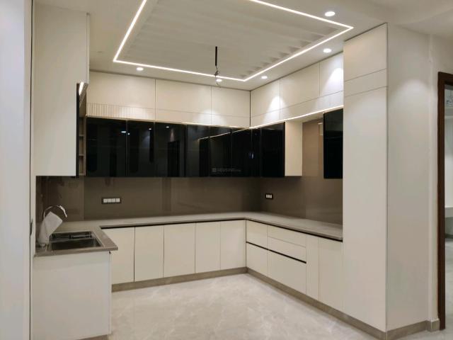 4 BHK Independent Builder Floor in Indirapuram for resale Ghaziabad. The reference number is 20435307