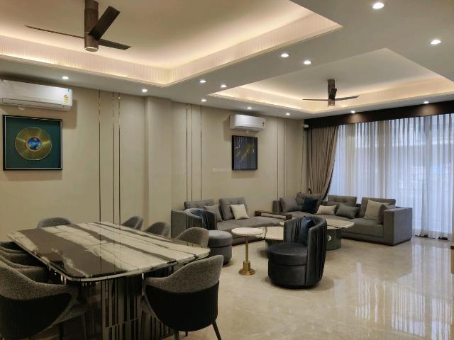 4 BHK Independent Builder Floor in Indirapuram for resale Ghaziabad. The reference number is 20435318