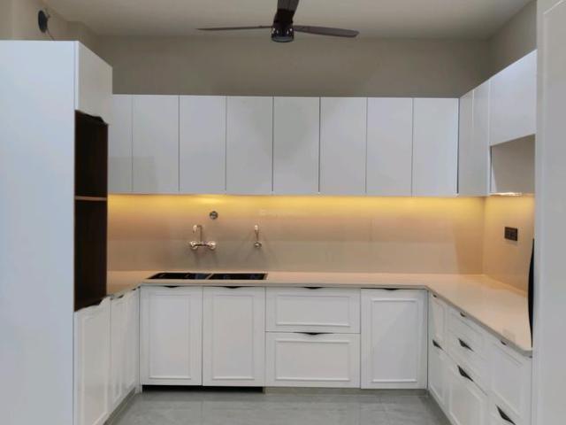 4 BHK Independent Builder Floor in Indirapuram for resale Ghaziabad. The reference number is 20435324