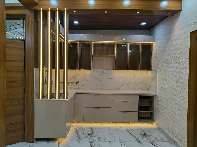 2 BHK Independent Builder Floor in Indirapuram for resale Ghaziabad. The reference number is 20701737