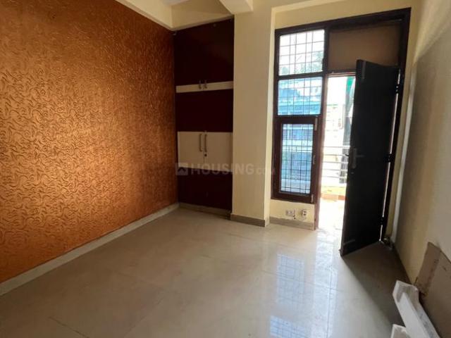 2 BHK Independent Builder Floor in Indirapuram for resale Ghaziabad. The reference number is 20971401