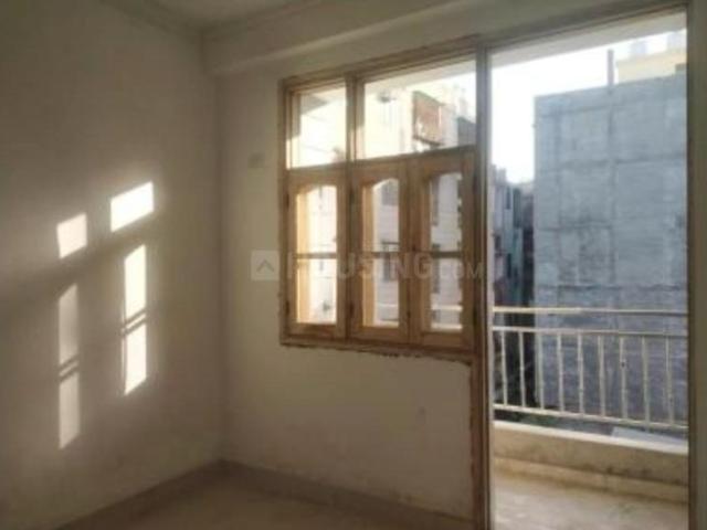 2 BHK Independent Builder Floor in Jamia Nagar for resale South Delhi. The reference number is 17767167