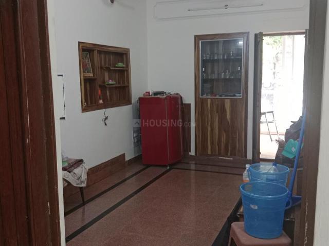 2 BHK Independent Builder Floor in Janakpuri for rent New Delhi. The reference number is 20831666