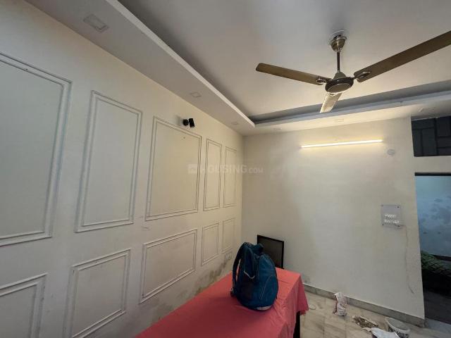 2 BHK Independent Builder Floor in Janakpuri for rent New Delhi. The reference number is 20031337