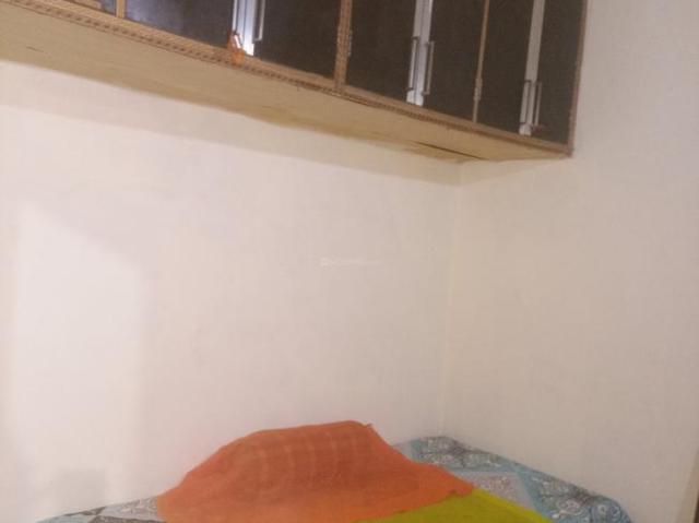 2 BHK Independent Builder Floor in Janakpuri for resale New Delhi. The reference number is 10885188