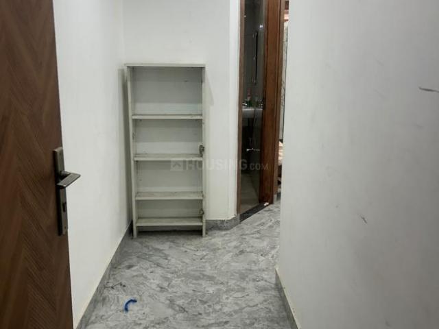 2 BHK Independent Builder Floor in Jangpura for rent New Delhi. The reference number is 20288204