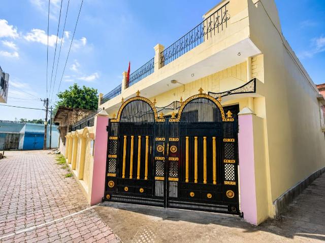 2 BHK Independent Builder Floor in Janki Nagar for rent Gonda. The reference number is 21009174