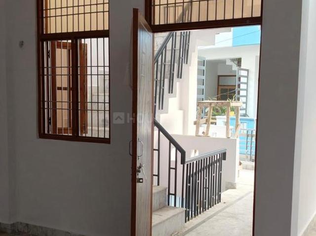 2 BHK Independent Builder Floor in Jankipuram Extension for rent Lucknow. The reference number is 18072668