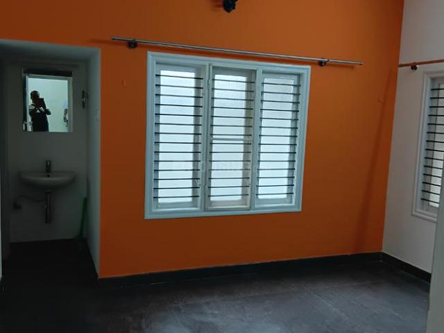 2 BHK Independent Builder Floor in JP Nagar for rent Bengaluru. The reference number is 20721883
