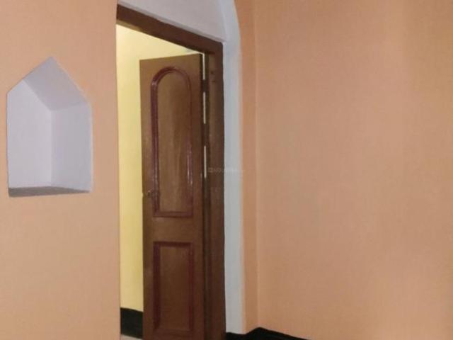 2 BHK Independent Builder Floor in Kalighat for rent Kolkata. The reference number is 15577845