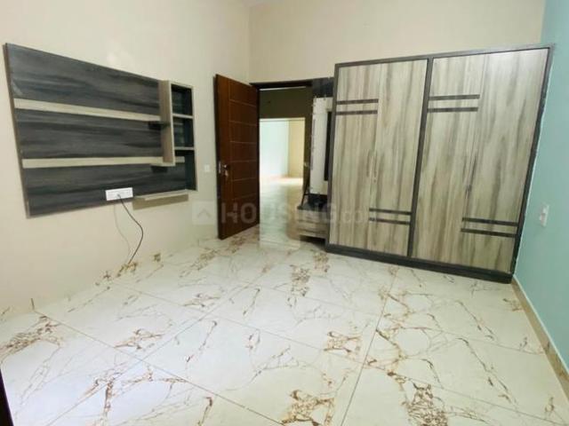 2 BHK Independent Builder Floor in Kamla Nehru Colony for rent Bathinda. The reference number is 19176393