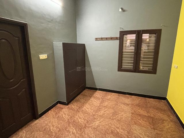 2 BHK Independent Builder Floor in Katpadi for rent Vellore. The reference number is 20327234