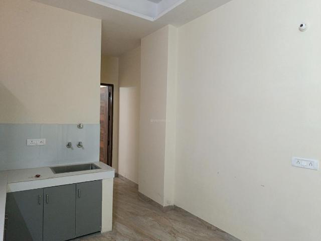 2 BHK Independent Builder Floor in Khanpur for resale New Delhi. The reference number is 13183875