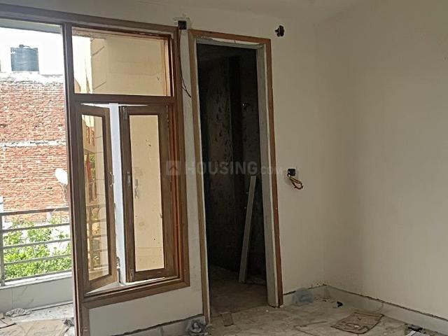2 BHK Independent Builder Floor in Khanpur for resale New Delhi. The reference number is 18912839