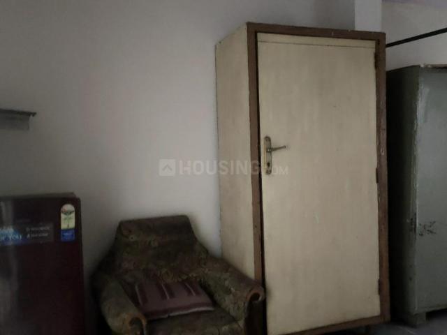 2 BHK Independent Builder Floor in Krishna Nagar for rent New Delhi. The reference number is 5787768