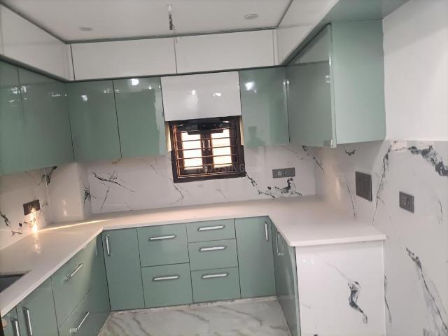 2 BHK Independent Builder Floor in Krishna Nagar for resale New Delhi. The reference number is 16627555