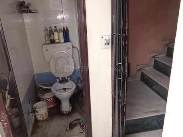 2 BHK Independent Builder Floor in Krishna Nagar for resale New Delhi. The reference number is 16169971