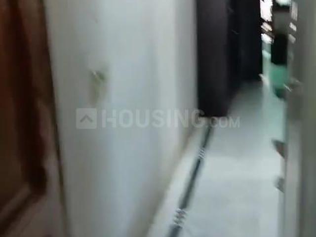 2 BHK Independent Builder Floor in Lajpat Nagar for rent New Delhi. The reference number is 17734747