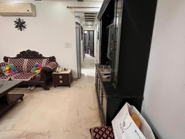 2 BHK Independent Builder Floor in Lajpat Nagar for rent New Delhi. The reference number is 17846972