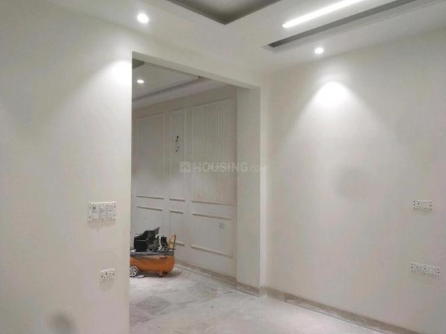 2 BHK Independent Builder Floor in Lajpat Nagar for rent New Delhi. The reference number is 19724522
