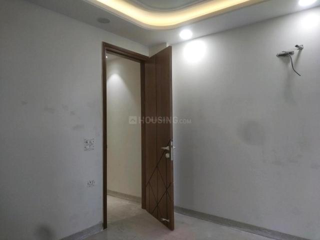 2 BHK Independent Builder Floor in Lajpat Nagar for rent New Delhi. The reference number is 19761604