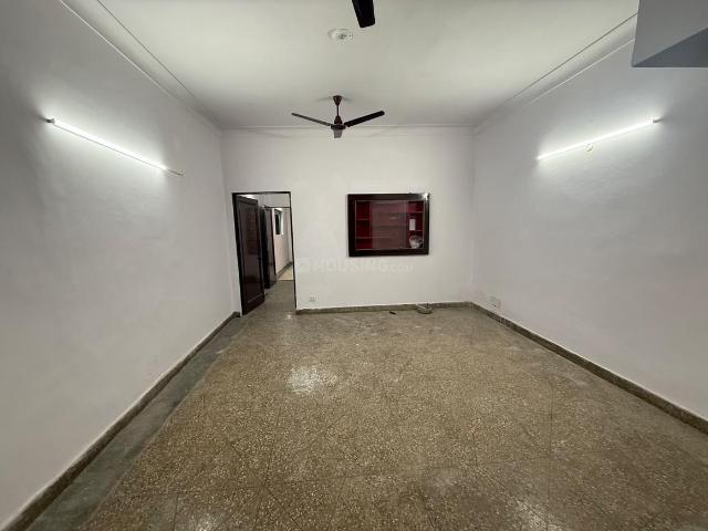 2 BHK Independent Builder Floor in Lajpat Nagar for rent New Delhi. The reference number is 19783019