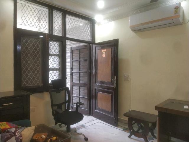2 BHK Independent Builder Floor in Lajpat Nagar for rent New Delhi. The reference number is 20507334