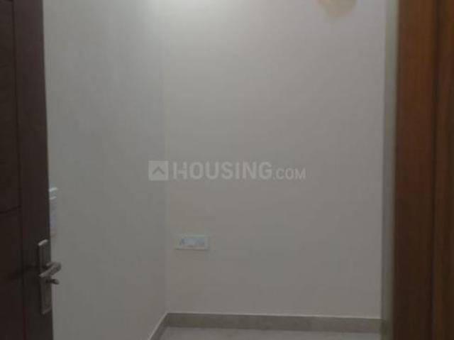 2 BHK Independent Builder Floor in Lajpat Nagar for rent New Delhi. The reference number is 20230640