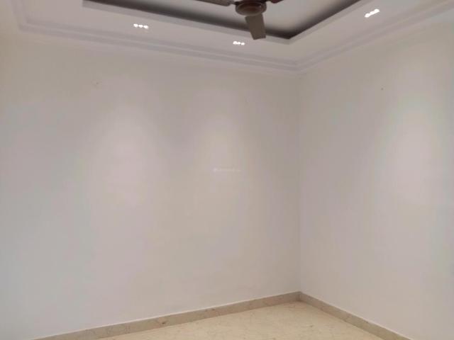 2 BHK Independent Builder Floor in Lajpat Nagar for resale New Delhi. The reference number is 18996405