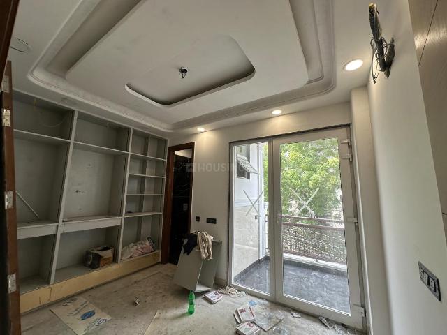2 BHK Independent Builder Floor in Lajpat Nagar for resale New Delhi. The reference number is 20777257